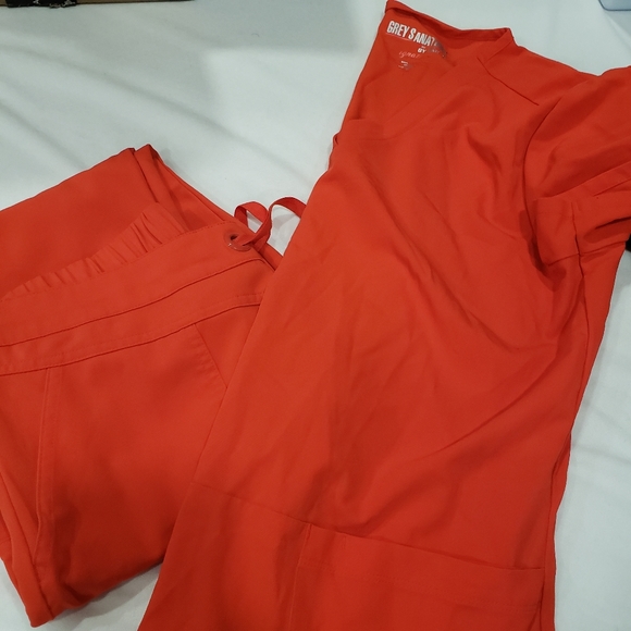 Grey's Anatomy Other Greys Anatomy Scrub Set Poshmark